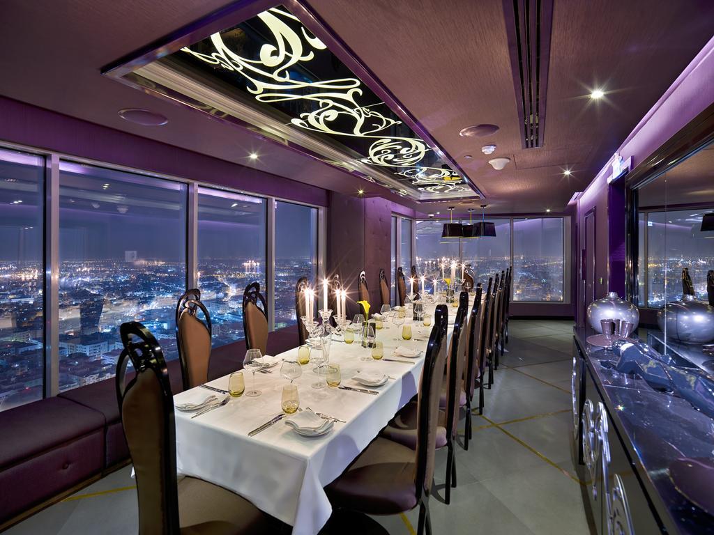 The Domain Bahrain Hotel And Spa - Adults Friendly 16 Years Plus 마나마 외부 사진 The 360° Restaurant