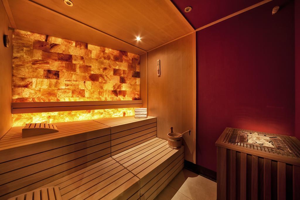 The Domain Bahrain Hotel And Spa - Adults Friendly 16 Years Plus 마나마 외부 사진 A modern salt room
